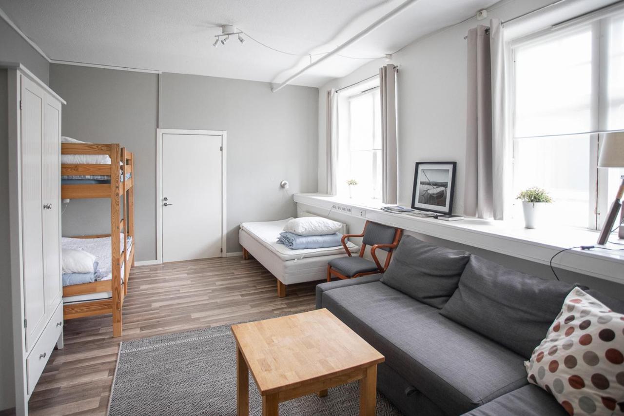 Vandrarhemmet Vindarnas Hus เอิร์นเคิลส์วีก ภายนอก รูปภาพ